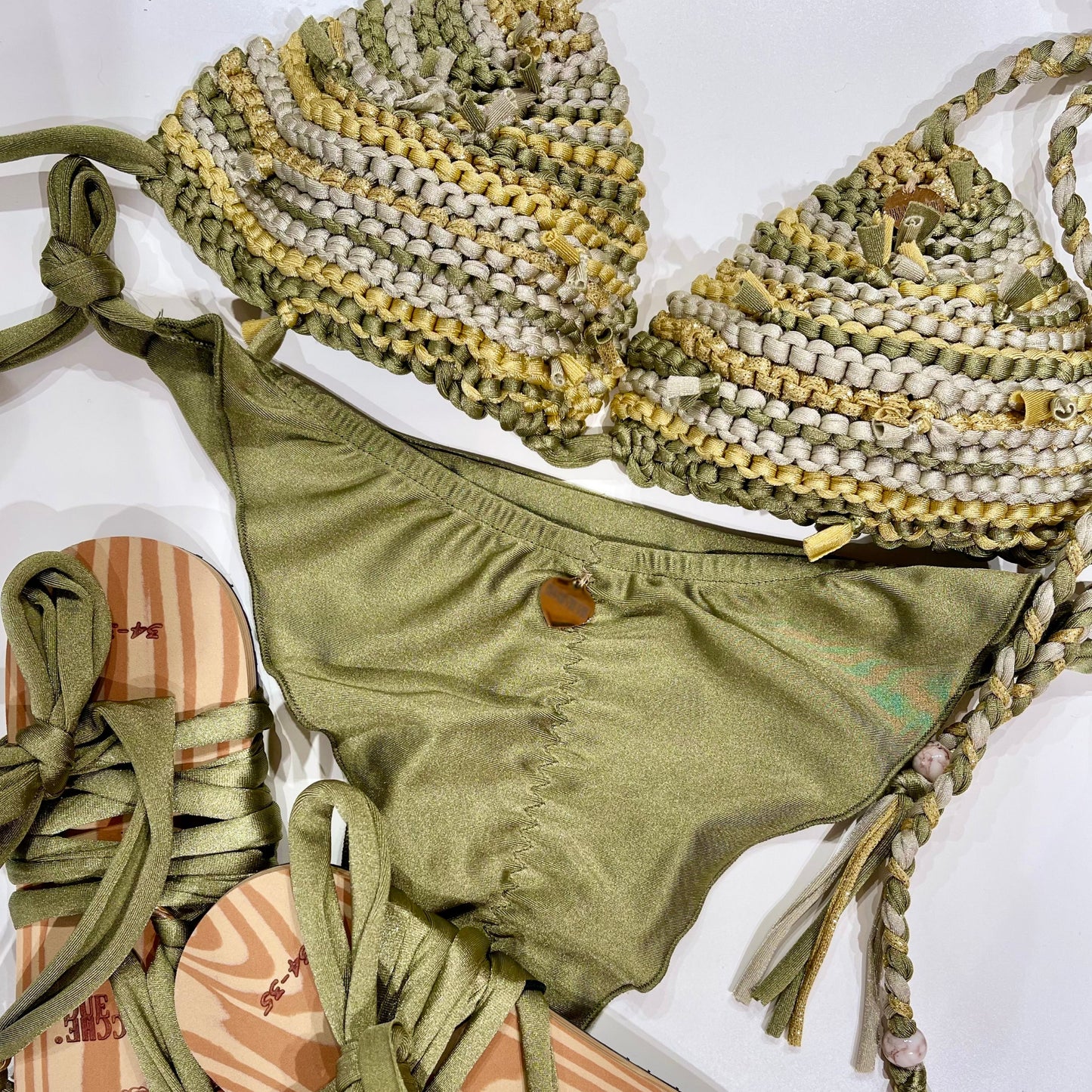 Bikini triangolo immagini
