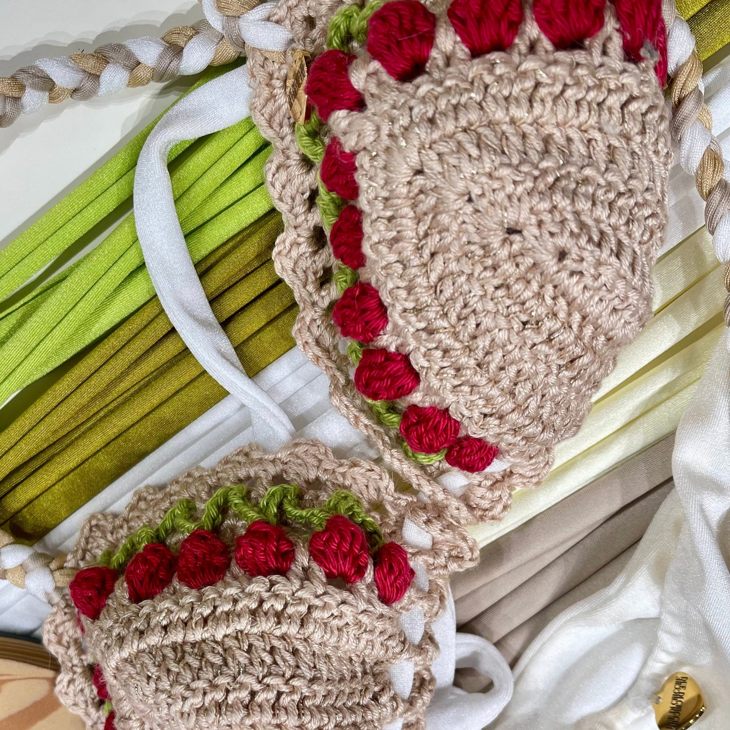 Bikini triangolo ciliegia 🍒