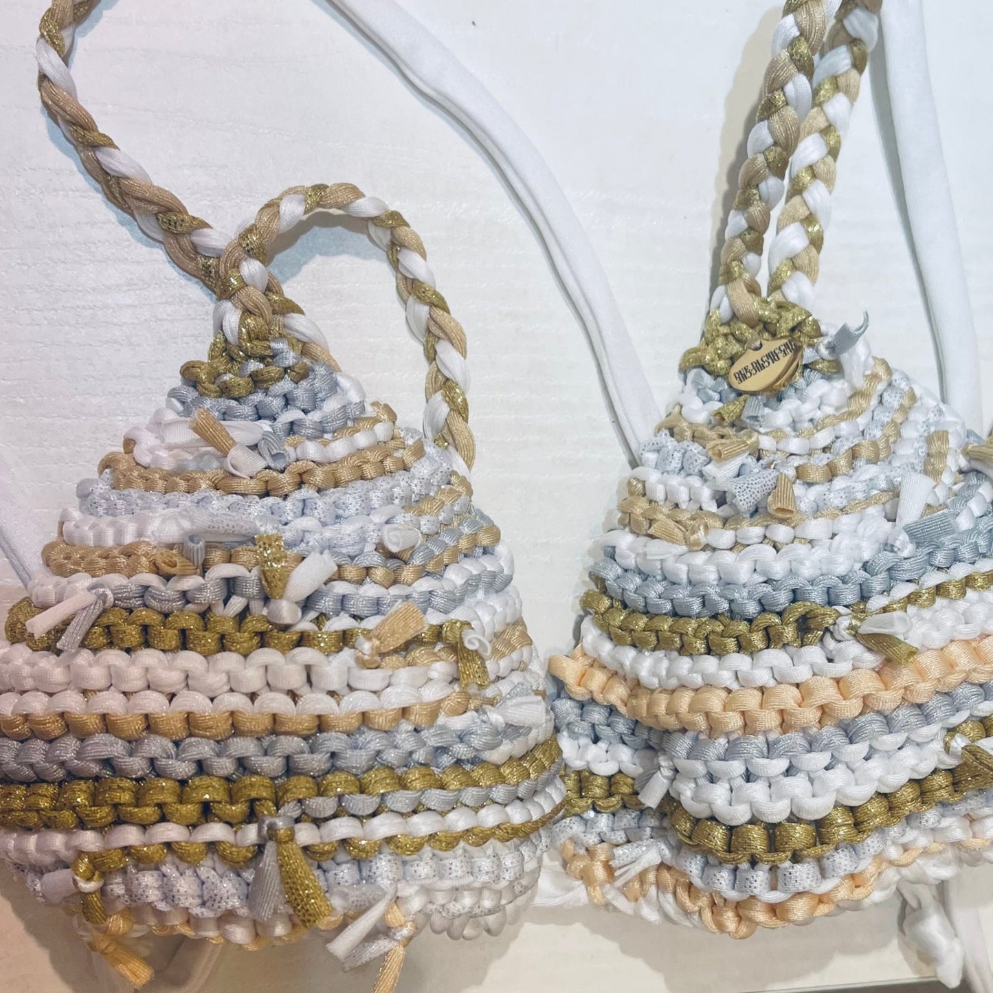 Bikini triangolo immagini