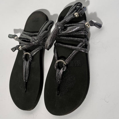 Sandalo nero con lacci lurex